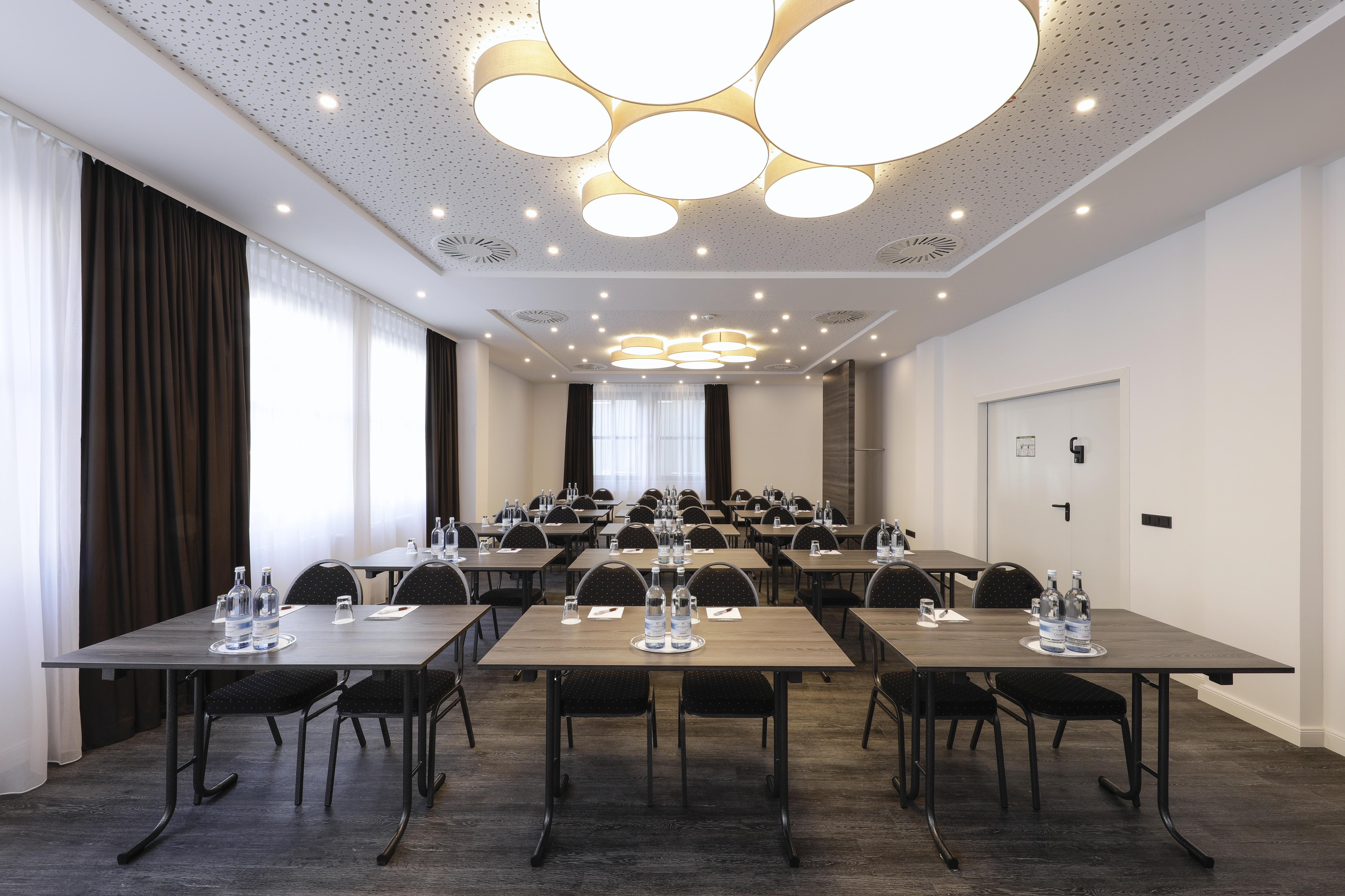 Airporthotel Berlin-Adlershof — Fotos 1